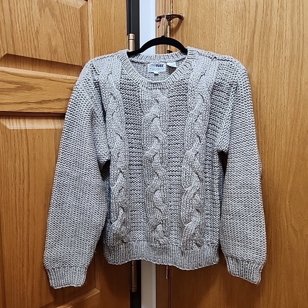 Russ Togs Gray Sweater In Size L